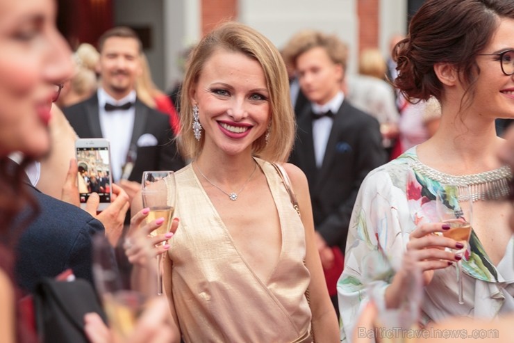 Rīgā aizvada «Latvijas simtgades balli» 233466
