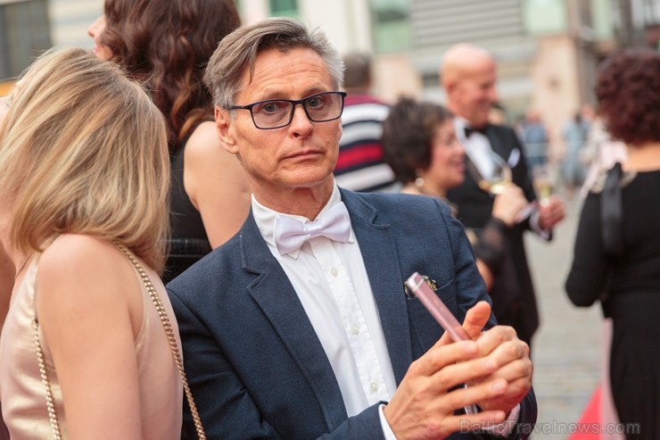 Rīgā aizvada «Latvijas simtgades balli» 233467