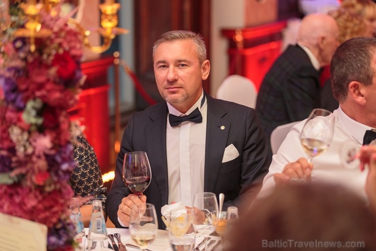 Rīgā aizvada «Latvijas simtgades balli» 233478