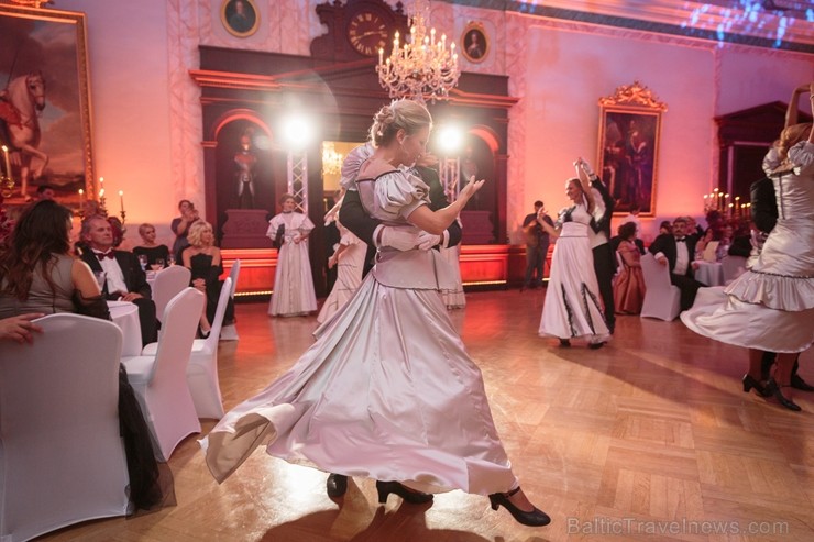 Rīgā aizvada «Latvijas simtgades balli» 233486