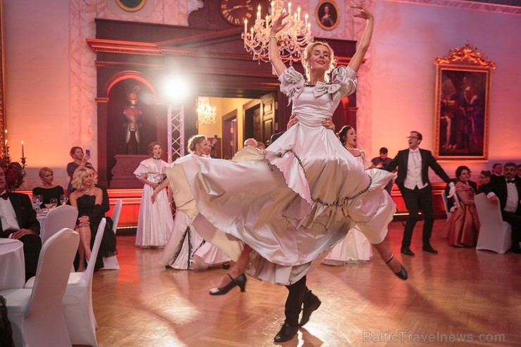 Rīgā aizvada «Latvijas simtgades balli» 233487