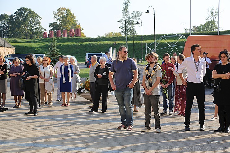 Daugavpils Marka Rotko mākslas centra Marka Rotko 115 gadu jubilejas svinības un jaunās izstāžu sezonas atklāšana 233876