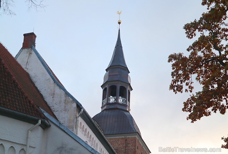 Vidzemes Augstskola organizē starptautisku tūrisma konferenci «Tūrisma izglītības izcilību meklējot. Augstskolu un nozares sadarbības perspektīva.» Vidzemes Augstskola organizē starptautisku tūrisma konferenci «Tūrisma izglītības izcilību meklējot. Augstskolu un nozares sadarbības perspektīva.» 236282
