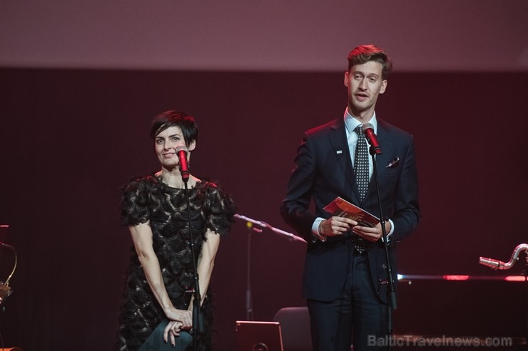 Par godu jubilejai savas pasaules koncerttūres ietvaros 