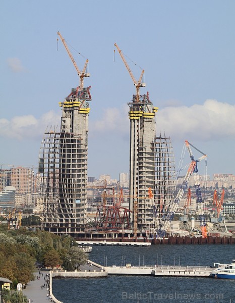 Jaunavas tornis vecpilsētā ir galvenais Baku simbols ar burvīgu pilsētas panorāmas skata laukumu. Sadarbībā ar Latvijas vēstniecību Azerbaidžānā un tū 236627