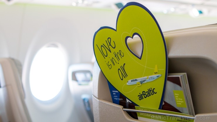 Latvijas lidsabiedrība «airBaltic» kopā ar lidmašīnu ražotāju «Airbus» no 2018. gada 6. līdz 8. novembrim pirmo reizi piedalās Ķīnas Starptautiskajā a Latvijas lidsabiedrība «airBaltic» kopā ar lidmašīnu ražotāju «Airbus» no 2018. gada 6. līdz 8. novembrim pirmo reizi piedalās Ķīnas Starptautiskajā a 237437