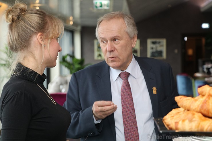 Šārdža kopā ar «Novatours» rīko brokastis ceļojumu aģentiem restorānā «Stage 22» 238238