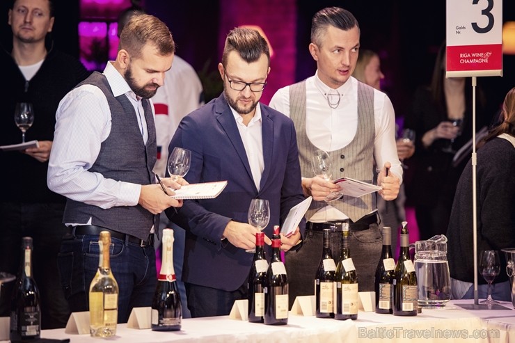 Festivāls Riga Wine & Champagne pulcēja pasaules vadošos vīna ekspertus, lai gardēžiem un vīnmīļiem no visas Baltijas piedāvātu izglītojošas degustāci Festivāls Riga Wine & Champagne pulcēja pasaules vadošos vīna ekspertus, lai gardēžiem un vīnmīļiem no visas Baltijas piedāvātu izglītojošas degustāci 239261