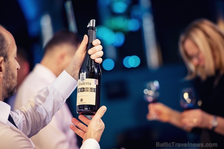 Festivāls Riga Wine & Champagne pulcēja pasaules vadošos vīna ekspertus, lai gardēžiem un vīnmīļiem no visas Baltijas piedāvātu izglītojošas degustāci Festivāls Riga Wine & Champagne pulcēja pasaules vadošos vīna ekspertus, lai gardēžiem un vīnmīļiem no visas Baltijas piedāvātu izglītojošas degustāci 239263