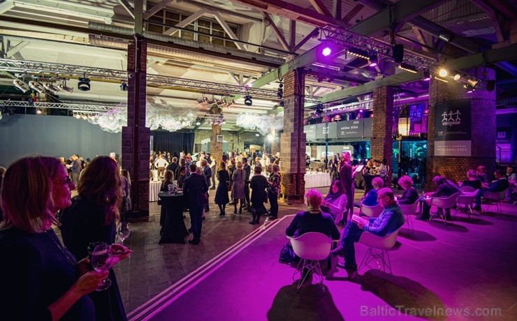 Festivāls Riga Wine & Champagne pulcēja pasaules vadošos vīna ekspertus, lai gardēžiem un vīnmīļiem no visas Baltijas piedāvātu izglītojošas degustāci Festivāls Riga Wine & Champagne pulcēja pasaules vadošos vīna ekspertus, lai gardēžiem un vīnmīļiem no visas Baltijas piedāvātu izglītojošas degustāci 239274