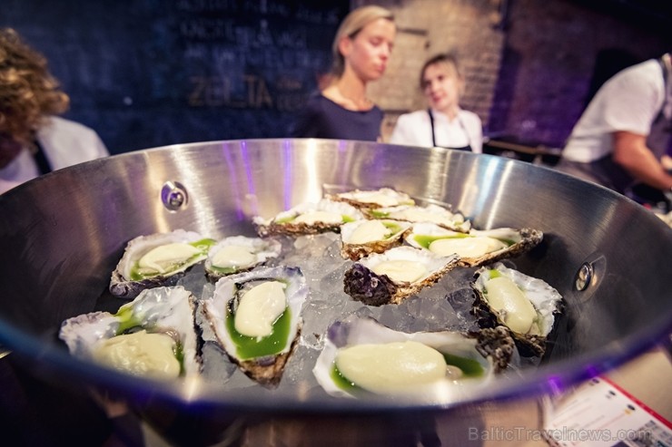 Festivāls Riga Wine & Champagne pulcēja pasaules vadošos vīna ekspertus, lai gardēžiem un vīnmīļiem no visas Baltijas piedāvātu izglītojošas degustāci Festivāls Riga Wine & Champagne pulcēja pasaules vadošos vīna ekspertus, lai gardēžiem un vīnmīļiem no visas Baltijas piedāvātu izglītojošas degustāci 239278