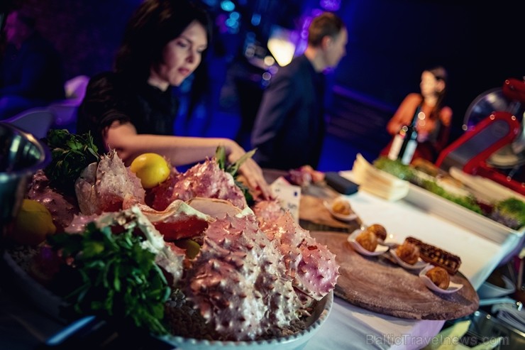 Festivāls Riga Wine & Champagne pulcēja pasaules vadošos vīna ekspertus, lai gardēžiem un vīnmīļiem no visas Baltijas piedāvātu izglītojošas degustāci Festivāls Riga Wine & Champagne pulcēja pasaules vadošos vīna ekspertus, lai gardēžiem un vīnmīļiem no visas Baltijas piedāvātu izglītojošas degustāci 239281