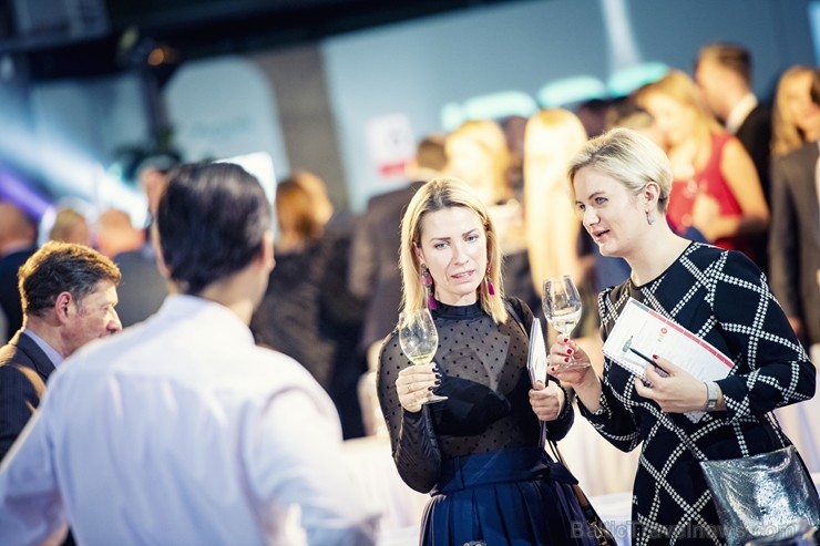 Festivāls Riga Wine & Champagne pulcēja pasaules vadošos vīna ekspertus, lai gardēžiem un vīnmīļiem no visas Baltijas piedāvātu izglītojošas degustāci Festivāls Riga Wine & Champagne pulcēja pasaules vadošos vīna ekspertus, lai gardēžiem un vīnmīļiem no visas Baltijas piedāvātu izglītojošas degustāci 239287