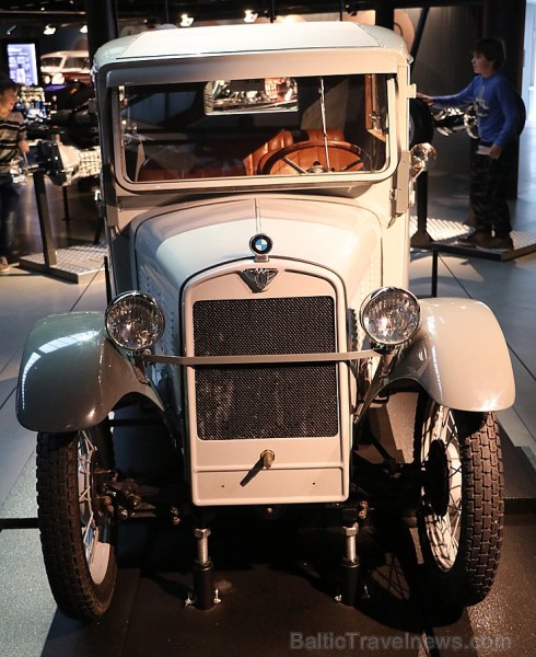 Rīgas Motormuzejs piedāvā izstādi par Latvijas bruņumašīnu no 1918.gada 239515
