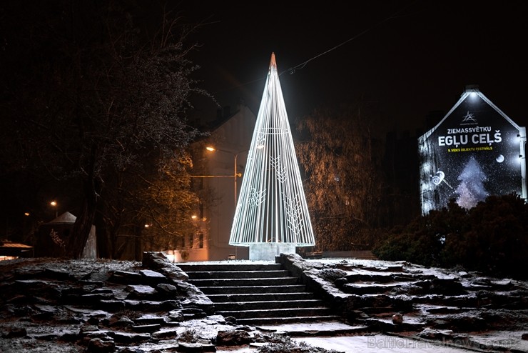 Vides dizaineris un zīmola 