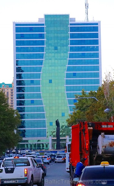 Travelnews.lv apceļo Baku ar ekskursiju autobusu. Sadarbībā ar Latvijas vēstniecību Azerbaidžānā un tūrisma firmu «RANTUR Travel Agency» Travelnews.lv apceļo Baku ar ekskursiju autobusu. Sadarbībā ar Latvijas vēstniecību Azerbaidžānā un tūrisma firmu «RANTUR Travel Agency» 241570