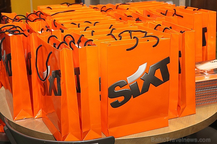 Starptautiskā auto noma «Sixt Latvija» sadarbības partneriem rīko āfrikāņu Ziemassvētku brokastis Starptautiskā auto noma «Sixt Latvija» sadarbības partneriem rīko āfrikāņu Ziemassvētku brokastis 241769