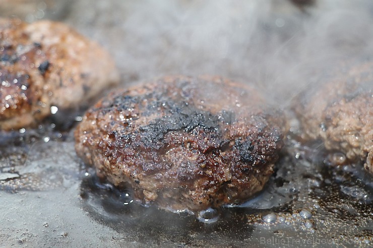 Vecrīgā «Riga Street food festivāls» 12.01.2019 priecē rīdziniekus un pilsētas viesus 243178