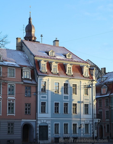 Rīgā atzīmē barikāžu aizstāvju atceres dienu 243605