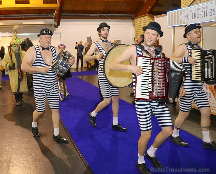 Tūrisma izstāde «Balttour 2019» pulcē ceļotājus, interesentus un atpūtniekus. Vairāk foto: Tn.lv/foto/ Tūrisma izstāde «Balttour 2019» pulcē ceļotājus, interesentus un atpūtniekus. Vairāk foto: Tn.lv/foto/ 245141
