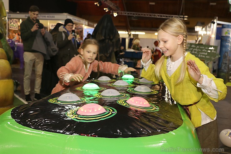 Tūrisma izstāde «Balttour 2019» pulcē ceļotājus, interesentus un atpūtniekus. Vairāk foto: Tn.lv/foto/ Tūrisma izstāde «Balttour 2019» pulcē ceļotājus, interesentus un atpūtniekus. Vairāk foto: Tn.lv/foto/ 245145