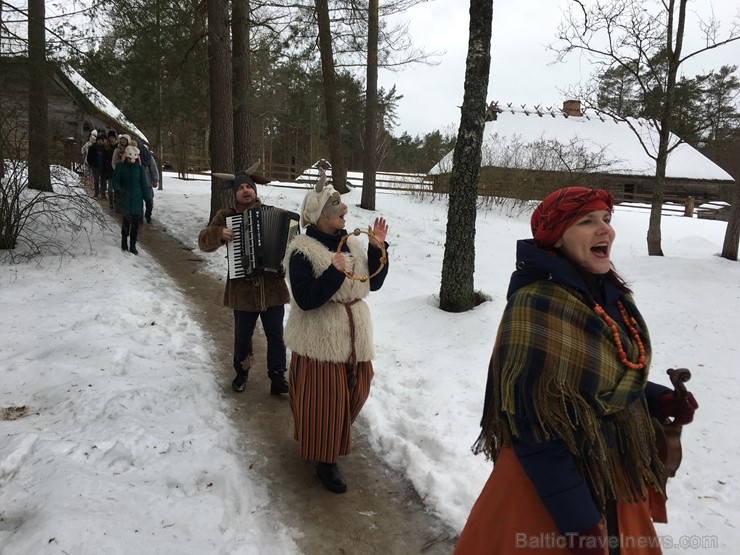 Brīvdabas muzejā Meteņus pavadīja ar maskošanos, dančiem un rotaļām, radošām darbnīcām un gardā Meteņa cienastu. Brīvdabas muzejā Meteņus pavadīja ar maskošanos, dančiem un rotaļām, radošām darbnīcām un gardā Meteņa cienastu. 246138