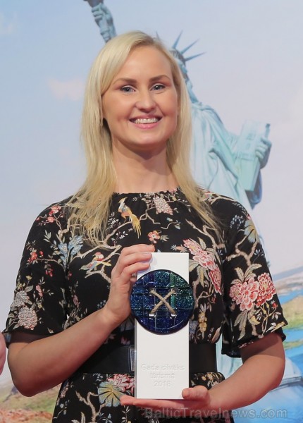Sveicam «GADA CILVĒKS TŪRISMĀ 2018» laureātus tūrisma izstādē «Balttour 2019». Foto: Rojs Maizītis 246656