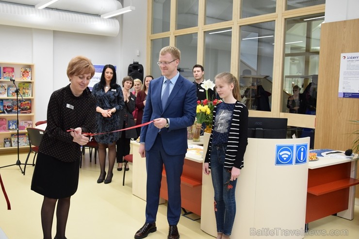 Daugavpilī atklāts digitālo aktivitāšu centrs, kurā ikviens interesents var aizraujoši un saturīgi pavadīt brīvo laiku, izmantojot inovatīvus digitālo Daugavpilī atklāts digitālo aktivitāšu centrs, kurā ikviens interesents var aizraujoši un saturīgi pavadīt brīvo laiku, izmantojot inovatīvus digitālo 247495