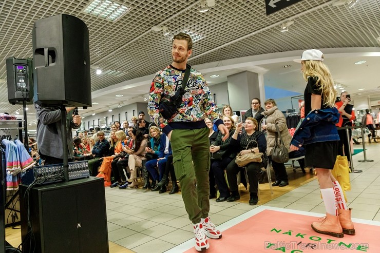 Universālveikals Stockmann rīkoja krāšņas pavasara sezonas atnākšanas svinības, pulcējot vienkopus spilgtas, sabiedrībā zināmas personības jaunās pava 248201