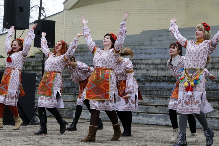 Rēzeknē svinēja tradicionālos slāvu tautību svētkus 
