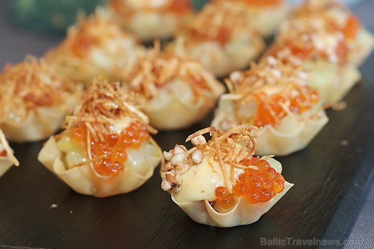 Travelnews.lv 5.04.2019 apmeklē igauņu šefpavāra Vladislava Djačuka garšīgo prezentāciju, ko organizē par godu «Bocuse d Or» Eiropas pusfinālam Tallin Travelnews.lv 5.04.2019 apmeklē igauņu šefpavāra Vladislava Djačuka garšīgo prezentāciju, ko organizē par godu «Bocuse d Or» Eiropas pusfinālam Tallin 250783