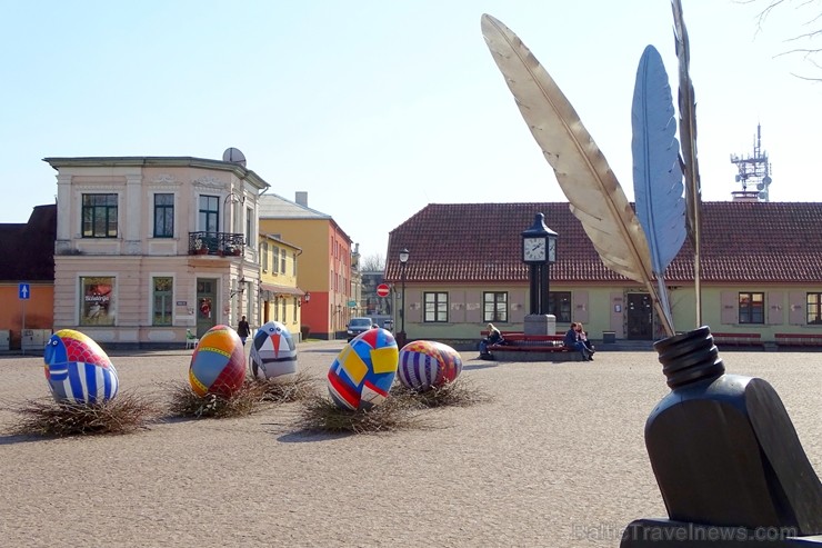 Travelnews.lv Lieldienās aicina apceļot Latviju un apskatīt virkni daudzveidīgu un interesantu svētku dekorāciju. Foto Ventspils TIC Travelnews.lv Lieldienās aicina apceļot Latviju un apskatīt virkni daudzveidīgu un interesantu svētku dekorāciju. Foto Ventspils TIC 251763