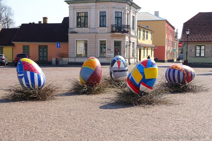Travelnews.lv Lieldienās aicina apceļot Latviju un apskatīt virkni daudzveidīgu un interesantu svētku dekorāciju. Foto Ventspils TIC Travelnews.lv Lieldienās aicina apceļot Latviju un apskatīt virkni daudzveidīgu un interesantu svētku dekorāciju. Foto Ventspils TIC 251765