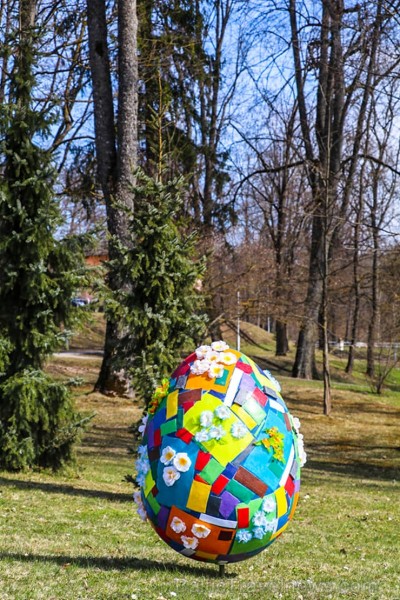 Travelnews.lv Lieldienās aicina apceļot Latviju un apskatīt virkni daudzveidīgu un interesantu svētku dekorāciju. Alūksnes TIC (Foto: Sanita Pāsa, Alv Travelnews.lv Lieldienās aicina apceļot Latviju un apskatīt virkni daudzveidīgu un interesantu svētku dekorāciju. Alūksnes TIC (Foto: Sanita Pāsa, Alv 251785