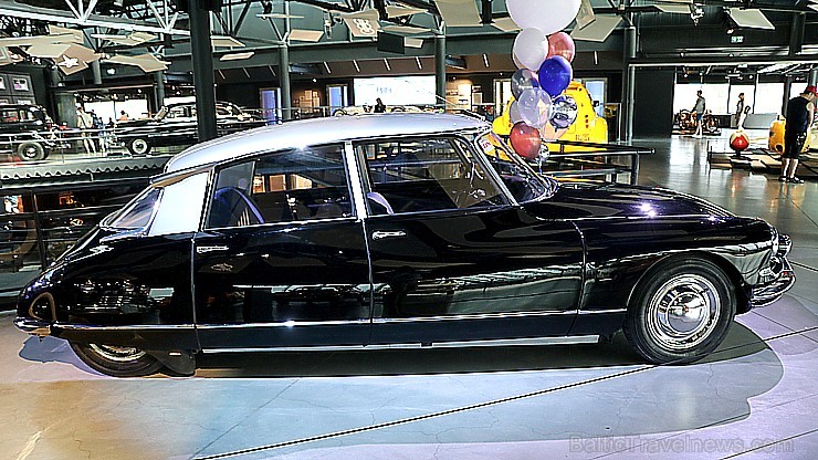 Rīgas Motormuzejs atzīmē 30 gadu jubileju ar 2 īpašiem vāģiem «F/N type 2400» un «Citroen DS 19» Rīgas Motormuzejs atzīmē 30 gadu jubileju ar 2 īpašiem vāģiem «F/N type 2400» un «Citroen DS 19» 252588