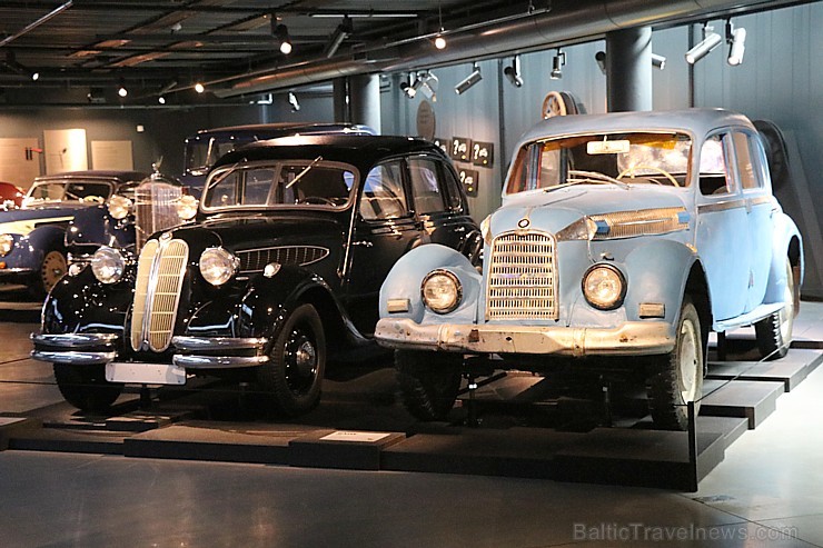 Rīgas Motormuzejs atzīmē 30 gadu jubileju ar 2 īpašiem vāģiem «F/N type 2400» un «Citroen DS 19» Rīgas Motormuzejs atzīmē 30 gadu jubileju ar 2 īpašiem vāģiem «F/N type 2400» un «Citroen DS 19» 252603