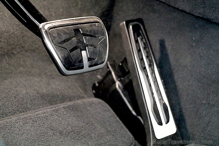 Latvijā prezentē 11.05.2019 pirmo luksus klases apvidus automobili «BMW X7» 253739