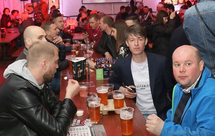 Hokeja fanu māja «Dinamo Rīga»: Latvija uzvar Austriju ar teicamu rezultātu. Atbalsta: «Rīga Istande Hotel» Hokeja fanu māja «Dinamo Rīga»: Latvija uzvar Austriju ar teicamu rezultātu. Atbalsta: «Rīga Istande Hotel» 253786
