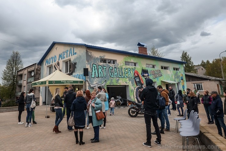 Moto & Metal NESTER CUSTOM mākslas galerija Preiļos ir izklaides komplekss ar izstāžu zālēm, individualizētiem motocikliem un metāla mākslas skulptūrā Moto & Metal NESTER CUSTOM mākslas galerija Preiļos ir izklaides komplekss ar izstāžu zālēm, individualizētiem motocikliem un metāla mākslas skulptūrā 253905