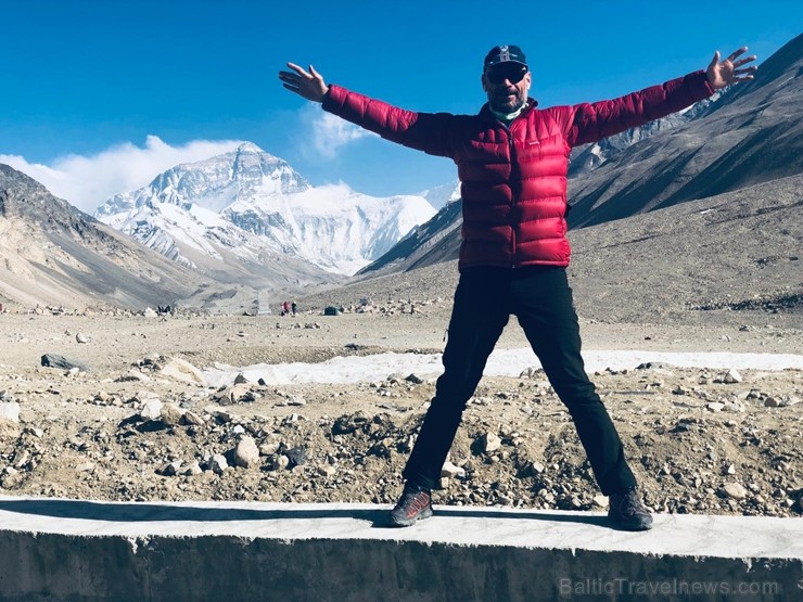 Tūroperatora Alida Tūrs valdes priekšsēdētājs Arno Ter-Saakovs piepildījis savu sapni un sasniedzis pasaules augstāko virsotni Everestu Tūroperatora Alida Tūrs valdes priekšsēdētājs Arno Ter-Saakovs piepildījis savu sapni un sasniedzis pasaules augstāko virsotni Everestu 254665