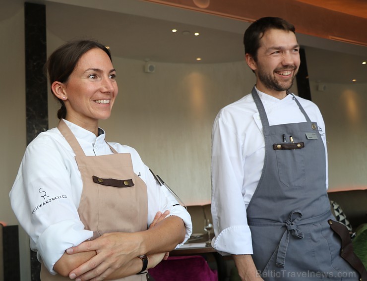 «Schwarzreiter» garša no Michelin pavāres Maike Menzel ir baudāma 2 dienas Rīgā - restorānā «Stage22»  «Schwarzreiter» garša no Michelin pavāres Maike Menzel ir baudāma 2 dienas Rīgā - restorānā «Stage22» 254710