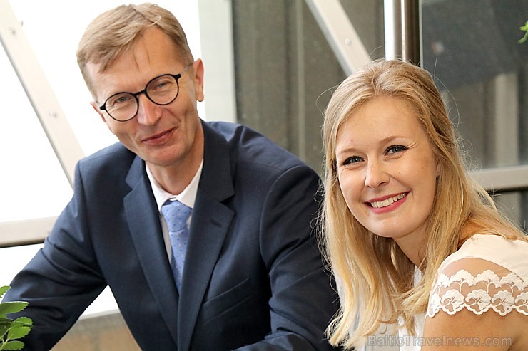 Rīgas viesnīcas «Radisson Blu Rīdzene Hotel» restorāns «Piramīda» 23.05.2019 atklāj vasaras terasi Rīgas viesnīcas «Radisson Blu Rīdzene Hotel» restorāns «Piramīda» 23.05.2019 atklāj vasaras terasi 254751