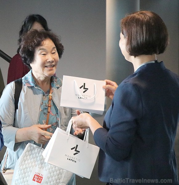 Rīgā 24.05.2019 pirmo reizi ierodas tūristi no Dienvidkorejas ar tiešo «Korean Air» čarterlidojumu Rīgā 24.05.2019 pirmo reizi ierodas tūristi no Dienvidkorejas ar tiešo «Korean Air» čarterlidojumu 254940