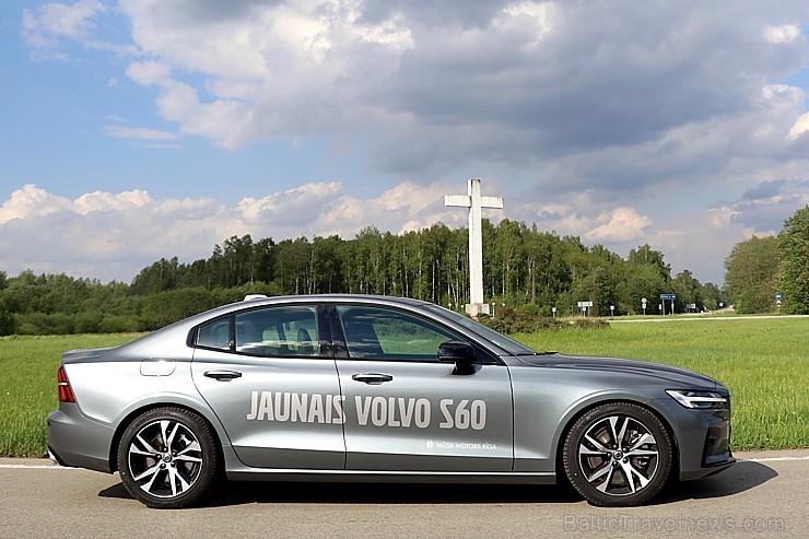 Travelnews.lv apceļo Latgali ar jauno un 250 zirgspēku «Volvo S60 R-desing T5 FWD» 255061