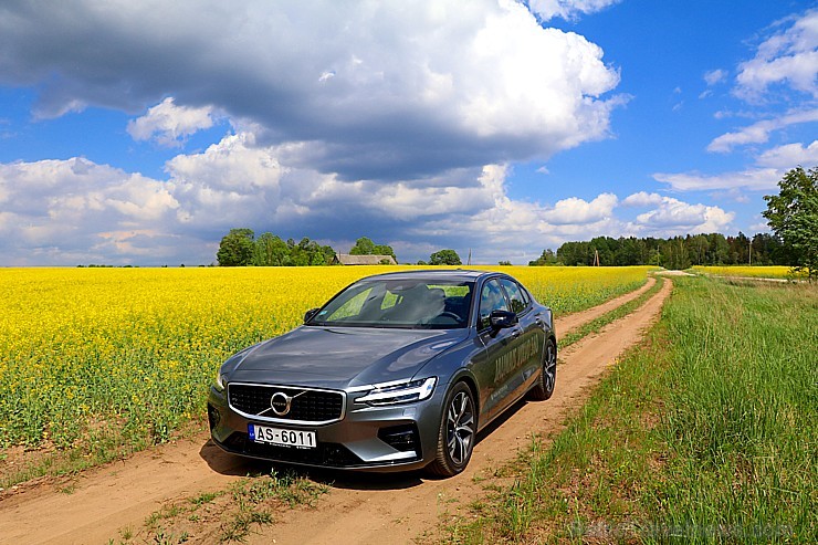 Travelnews.lv apceļo Latgali ar jauno un 250 zirgspēku «Volvo S60 R-desing T5 FWD» 255065