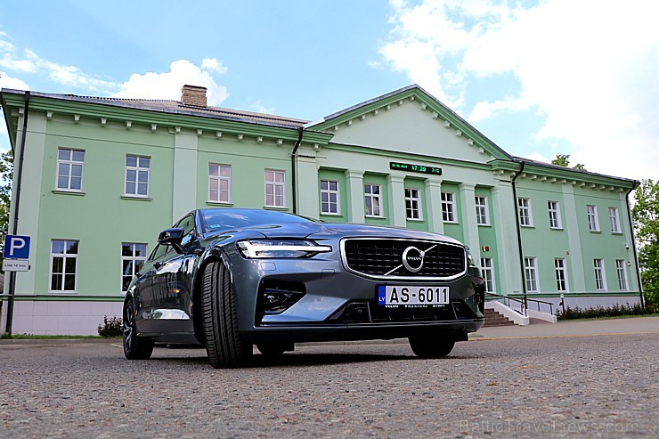 Travelnews.lv apceļo Latgali ar jauno un 250 zirgspēku «Volvo S60 R-desing T5 FWD» 255083
