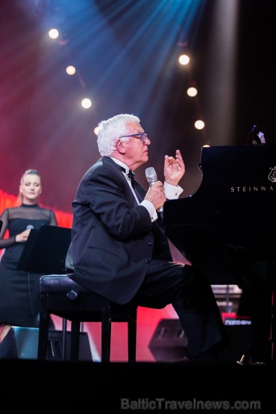 Ar krāšņu Maestro Raimonda Paula kino mūzikas koncertu Jūrmalā atklāj 2019. gada Dzintaru koncertzāles vasaras sezonu 255712