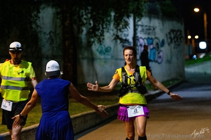 Vēsturiskais 107 km skrējiensoļojums Rīga - Valmiera šogad atzīmē 30 gadu jubileju. Pirmais skrējiens norisinājās 1989. gadā - trīs dienas pēc leģendā 257877