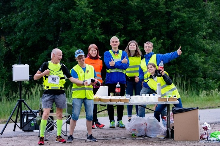 Vēsturiskais 107 km skrējiensoļojums Rīga - Valmiera šogad atzīmē 30 gadu jubileju. Pirmais skrējiens norisinājās 1989. gadā - trīs dienas pēc leģendā 257884