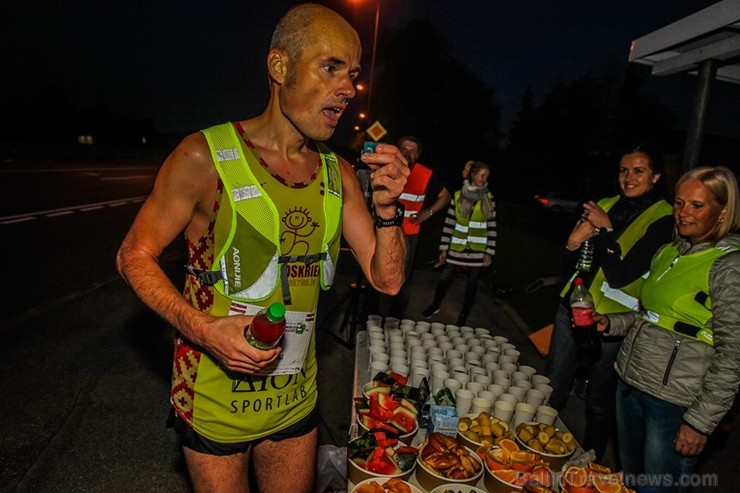 Vēsturiskais 107 km skrējiensoļojums Rīga - Valmiera šogad atzīmē 30 gadu jubileju. Pirmais skrējiens norisinājās 1989. gadā - trīs dienas pēc leģendā 257906